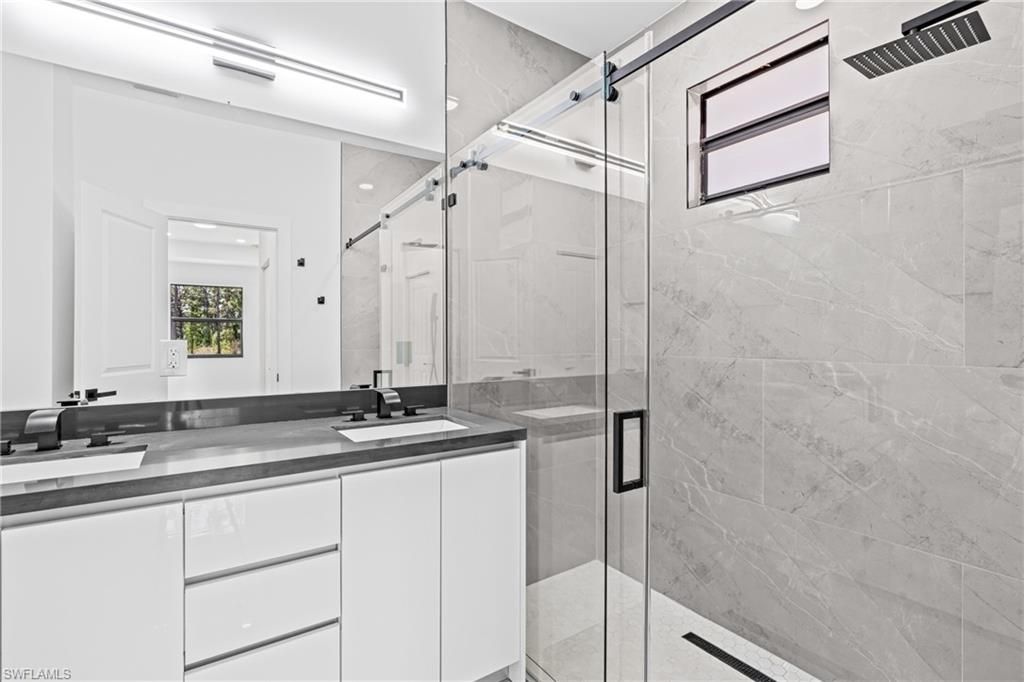 618 Raintree St E, Lehigh Acres, FL 33974 Photo