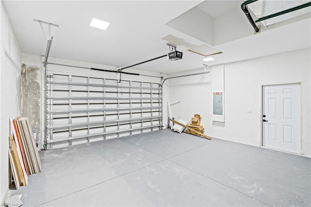 618 Raintree St E, Lehigh Acres, FL 33974 Photo