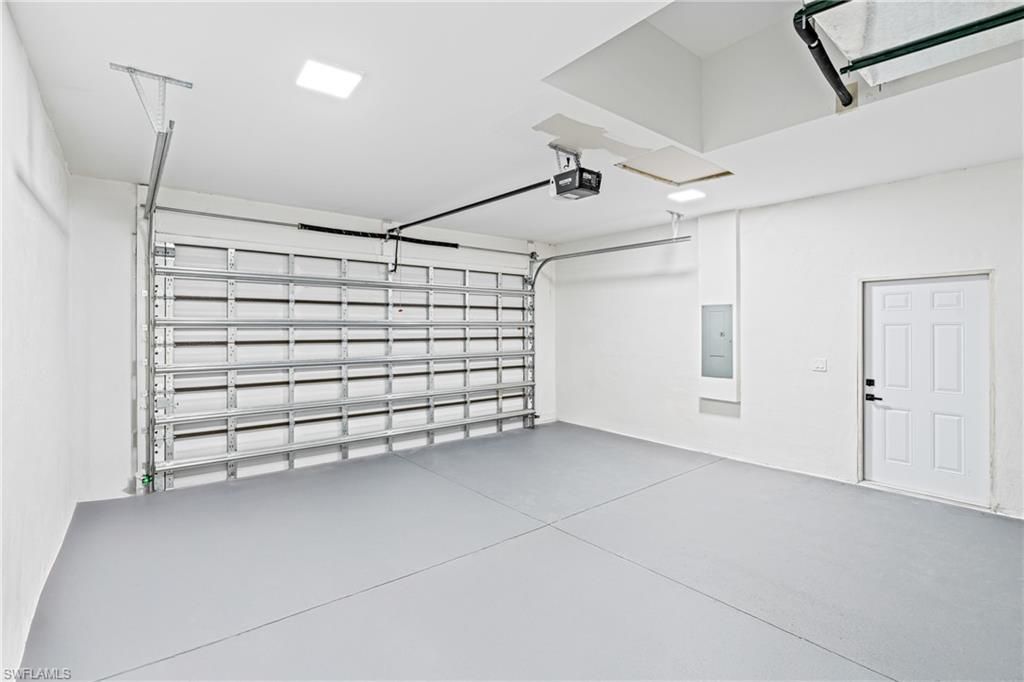 618 Raintree St E, Lehigh Acres, FL 33974 Photo