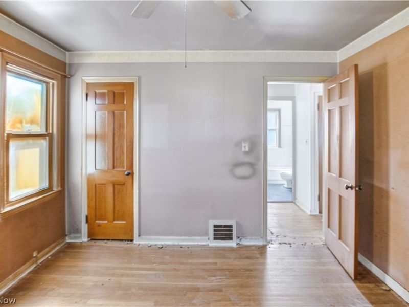 1516 Sunview Road, Lyndhurst, OH 44124 Photo 17