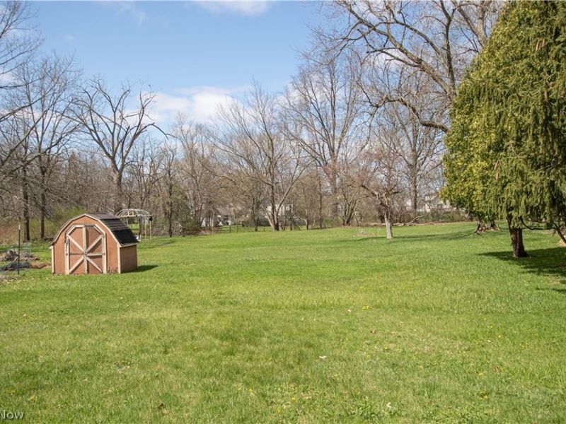 1516 Sunview Road, Lyndhurst, OH 44124 Photo 28