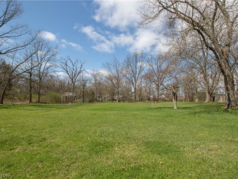 1516 Sunview Road, Lyndhurst, OH 44124 Photo 30