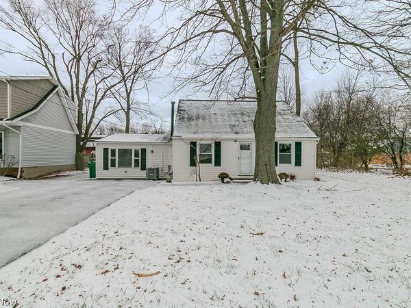7325 Adkins Road , Mentor, OH 44060