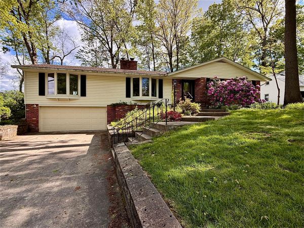 445 S Countryside Drive, Ashland, OH 44805