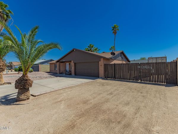 4815 W ROSEWOOD Drive, Glendale, AZ 85304