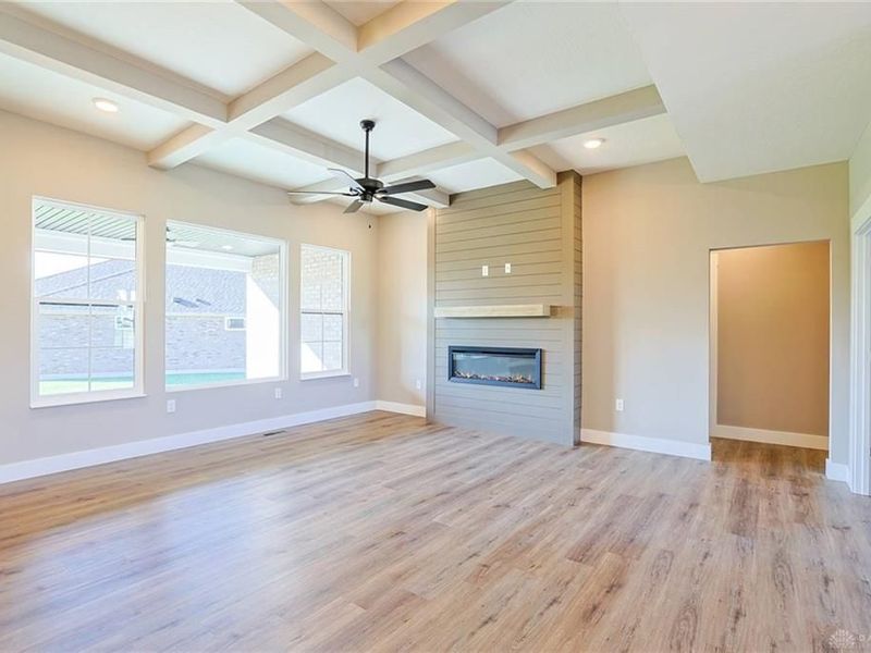 2795 Venice Crossing Drive, Ross Township, OH 45013 Photo 7