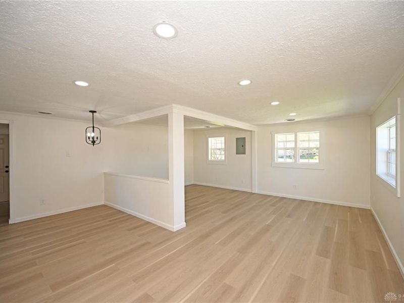 180 Priscilla Avenue, Clayton, OH 45415 Photo 8