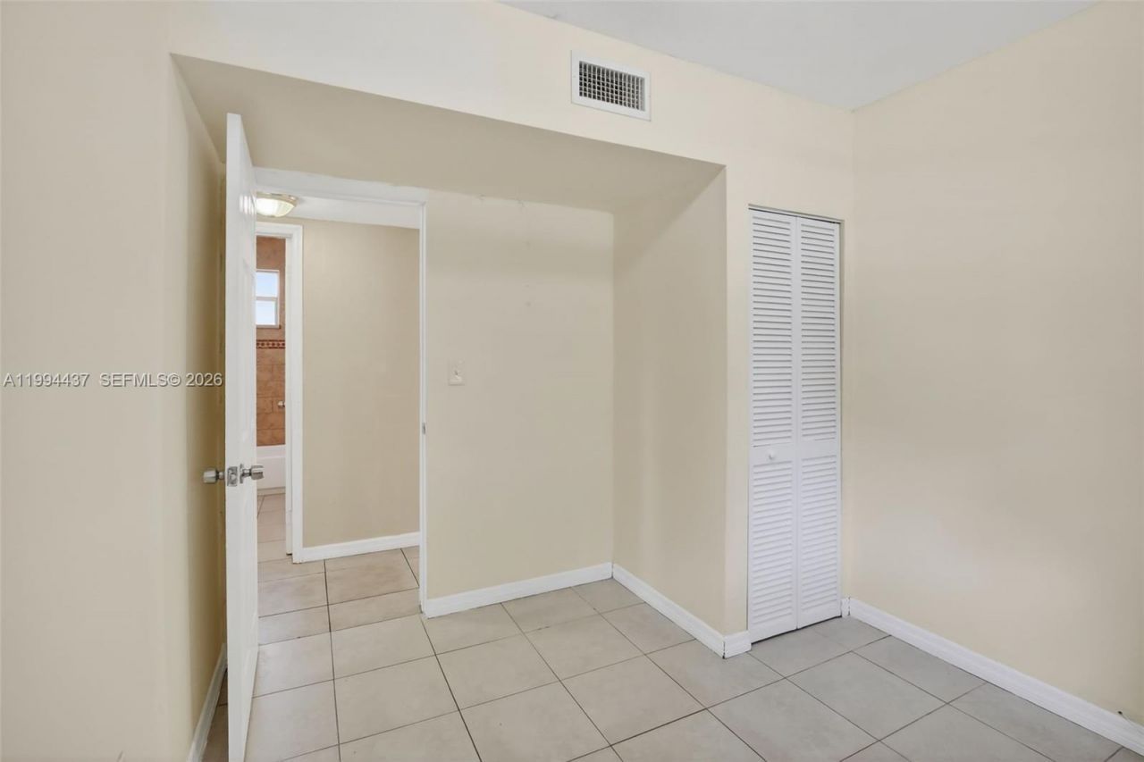 6842 NW 15th St , Plantation, FL 33313 Photo