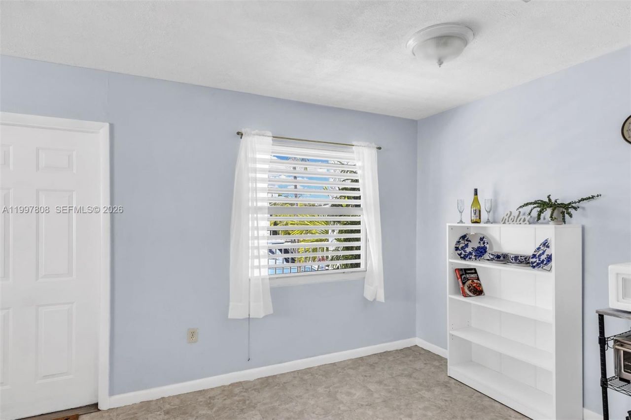 106 Channel Dr, Unit B, Marathon, FL 33050 Photo