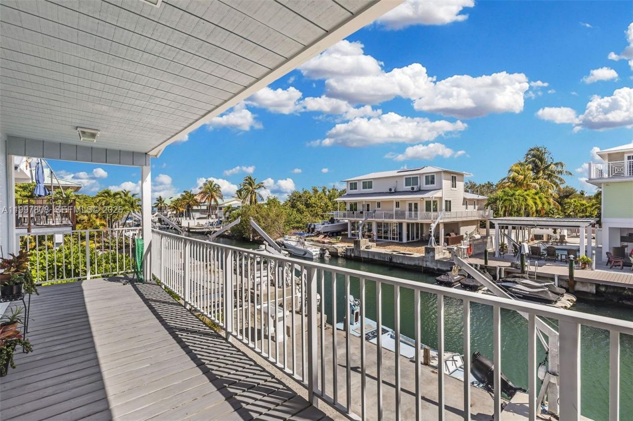 106 Channel Dr, Unit B, Marathon, FL 33050 Photo