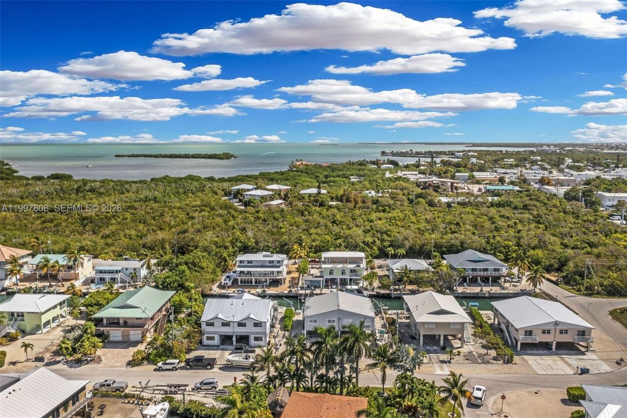 106 Channel Dr, Unit B, Marathon, FL 33050 Photo