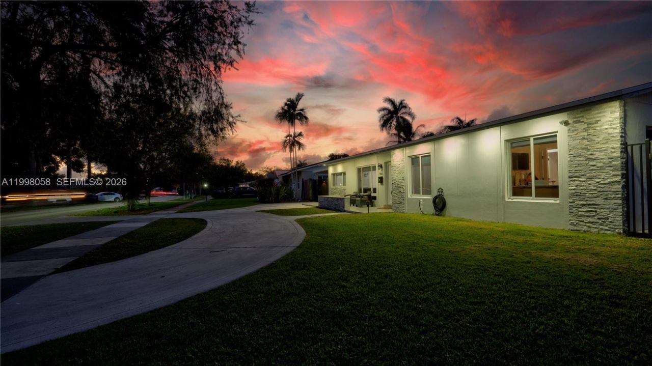 9311 Sterling Dr, Cutler Bay, FL 33157 Photo