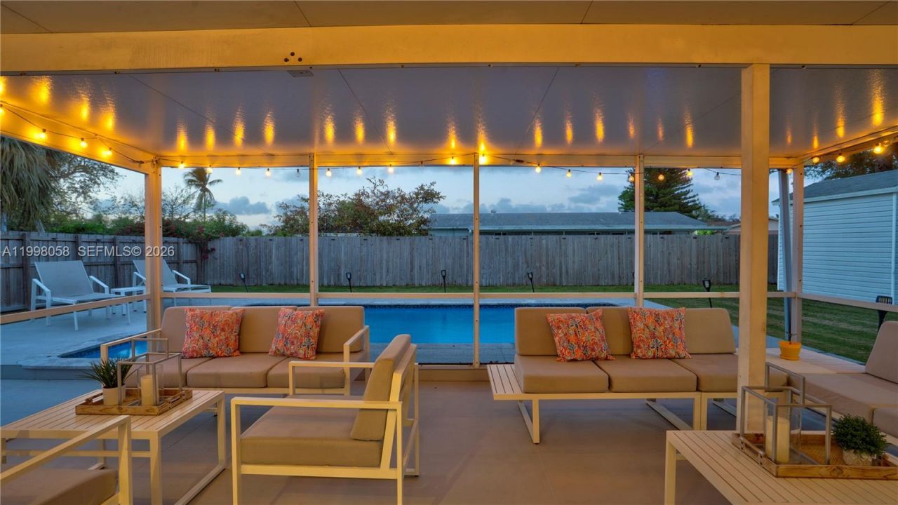 9311 Sterling Dr, Cutler Bay, FL 33157 Photo