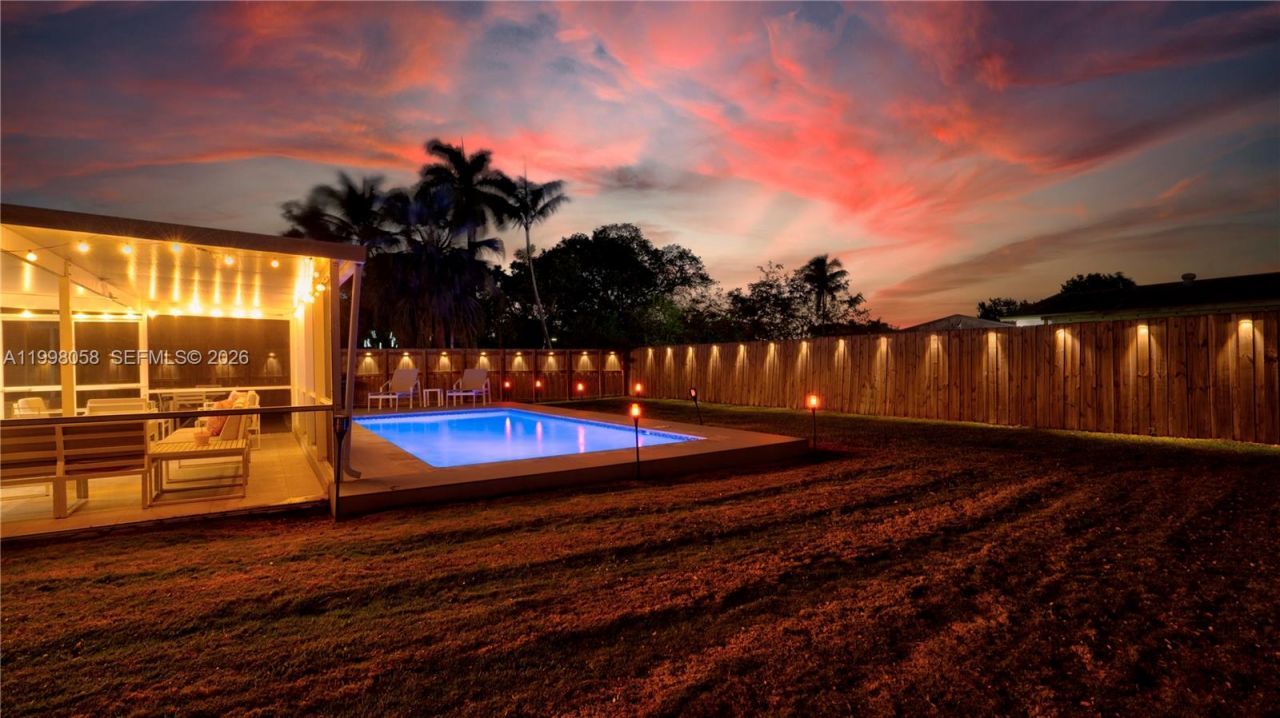 9311 Sterling Dr, Cutler Bay, FL 33157 Photo