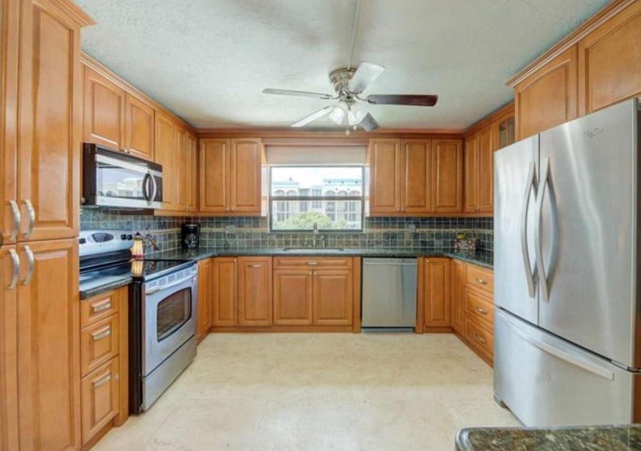 1975 SE 3rd Street, Unit 403, Deerfield Beach, FL 33441 Photo