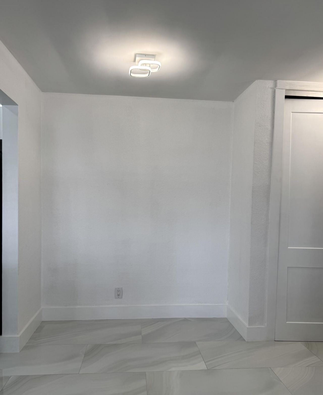 2841 NE 32nd Street, Unit 10, Fort Lauderdale, FL 33306 Photo