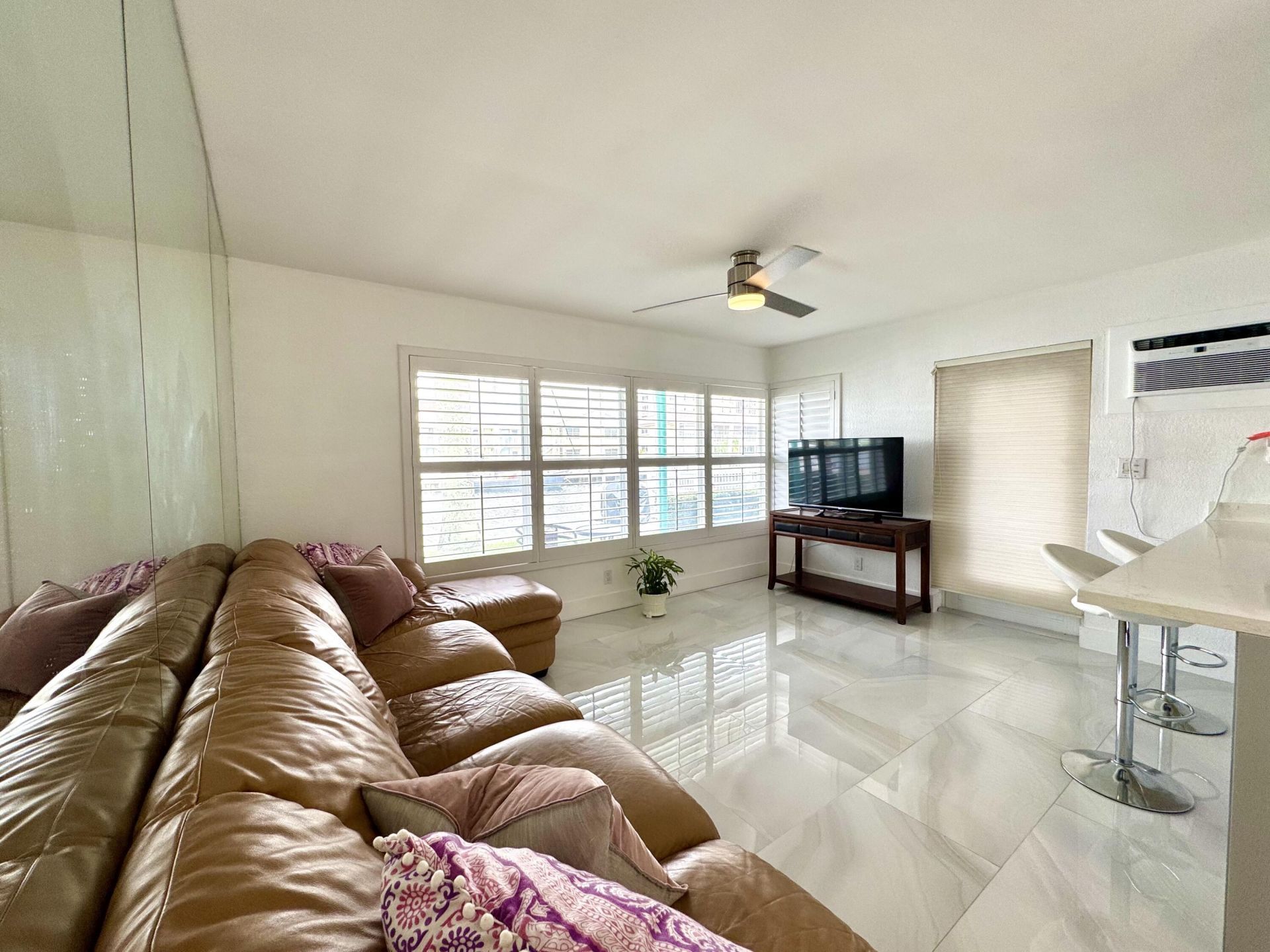 2841 NE 32nd Street, Unit 10, Fort Lauderdale, FL 33306 Photo