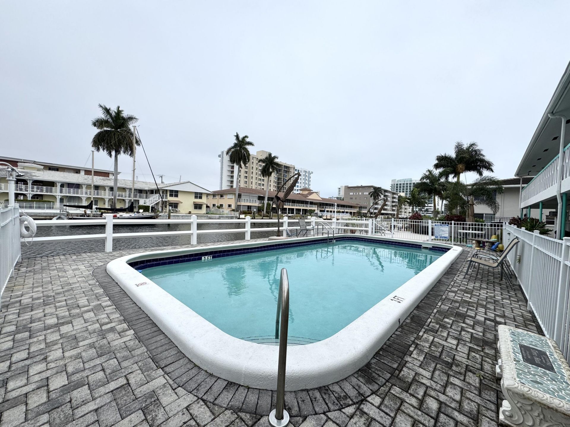 2841 NE 32nd Street, Unit 10, Fort Lauderdale, FL 33306 Photo