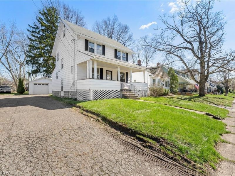 2899 Northland Street, Cuyahoga Falls, OH 44221 Photo 2