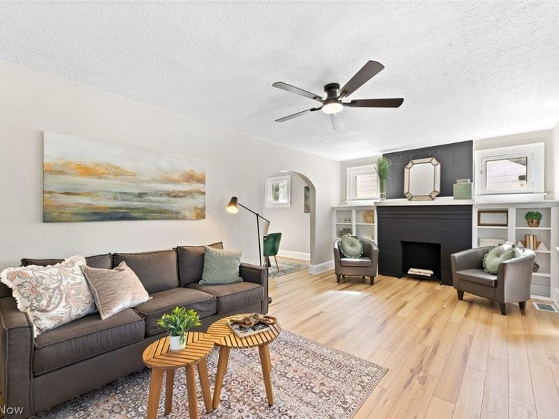 2899 Northland Street, Cuyahoga Falls, OH 44221 Photo 4