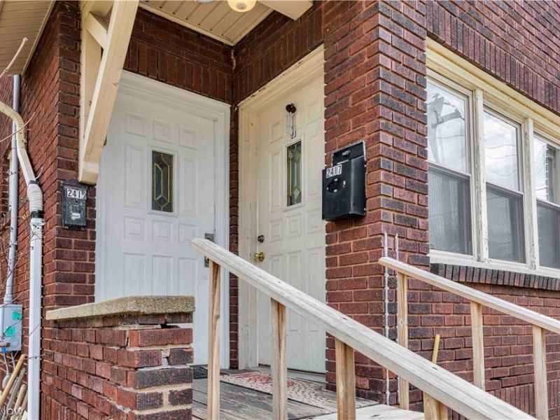 2417-2419 Elm Street, Youngstown, OH 44505 Photo 3