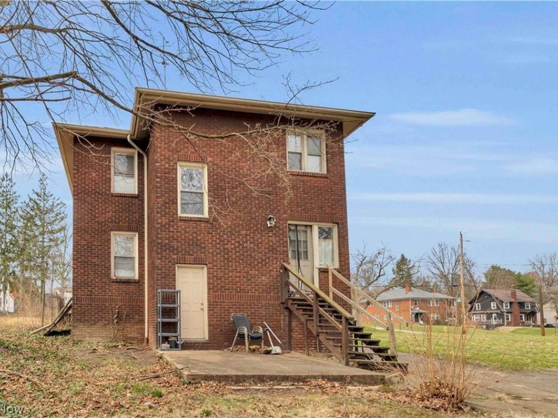 2417-2419 Elm Street, Youngstown, OH 44505 Photo 6