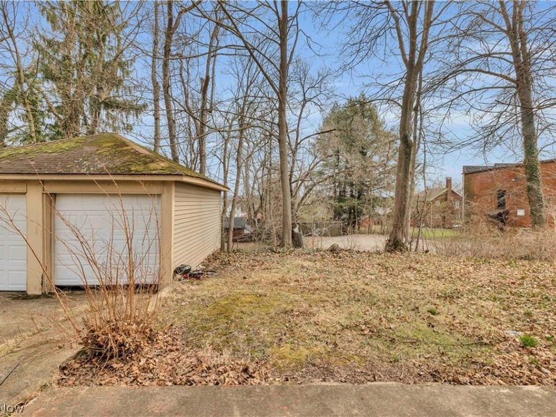 2417-2419 Elm Street, Youngstown, OH 44505 Photo 8