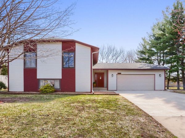 19910 Chili Avenue , Farmington, MN 55024