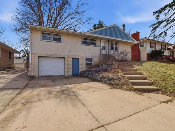 2238 Berland Place , Saint Paul, MN 55119