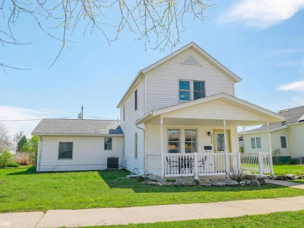 2724 Avenue M, Fort Madison, IA 52627