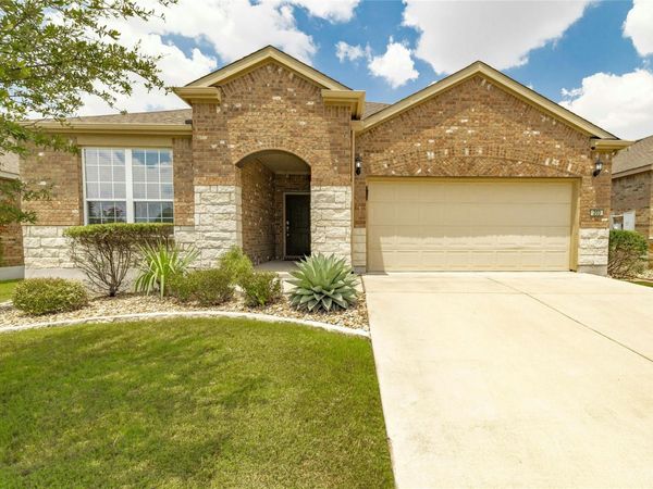 203 Longview LN, Georgetown, TX 78633