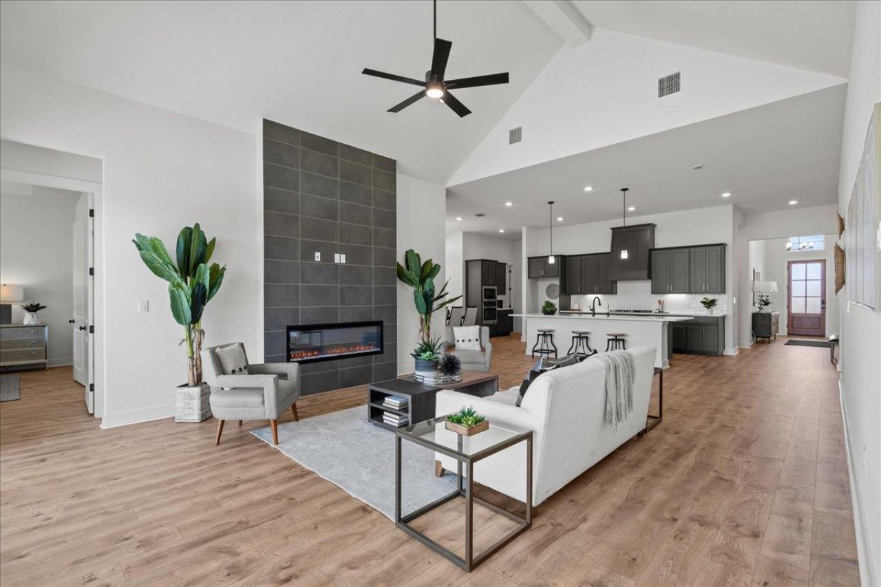 213 Firethorn Rd, Marble Falls, TX 78654 Main Photo