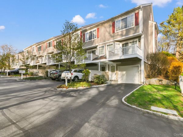 401 Park Ridge Lane , White Plains, NY 10603