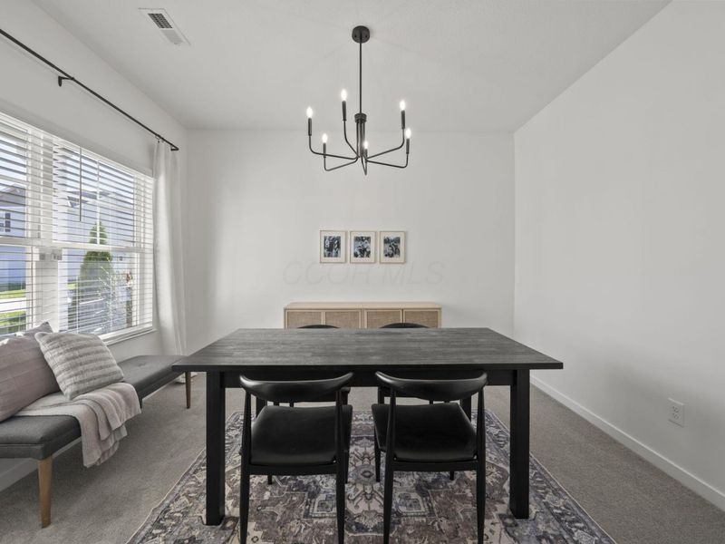 324 Kells Court W, Newark, OH 43055 Photo 9