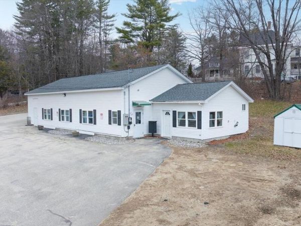 17 Gary Street, Paris, ME 04281