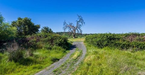 23070 Payam Pl, Grass Valley, CA 95949 Photo