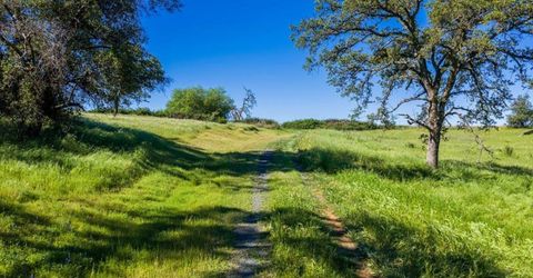 23070 Payam Pl, Grass Valley, CA 95949 Photo