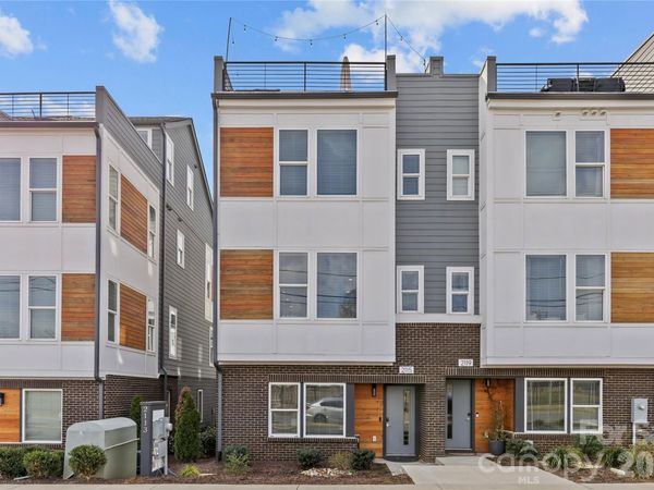 2115 Isom Street, Charlotte, NC 28208