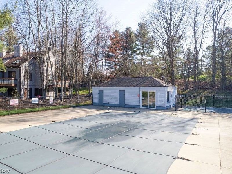 2110 Pinebrook Trail, Cuyahoga Falls, OH 44223 Photo 11