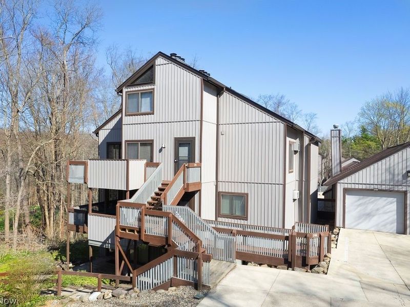 2110 Pinebrook Trail, Cuyahoga Falls, OH 44223 Photo 16