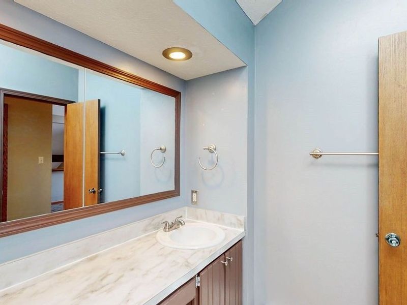 2110 Pinebrook Trail, Cuyahoga Falls, OH 44223 Photo 39