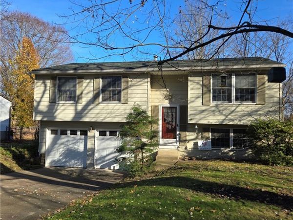 511 Suzanne Drive, Kent, OH 44240