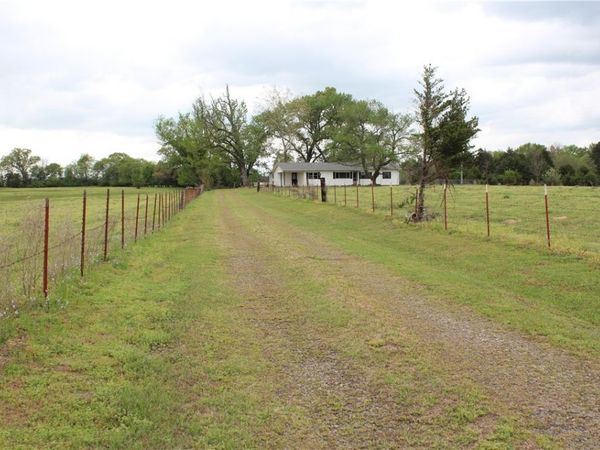 1176 CR 2201, Hartman, AR 72840