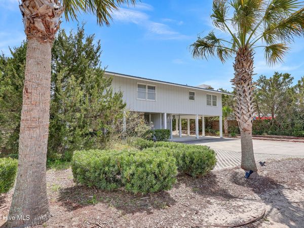 2 Conch Lane, Wrightsville Beach, NC 28480