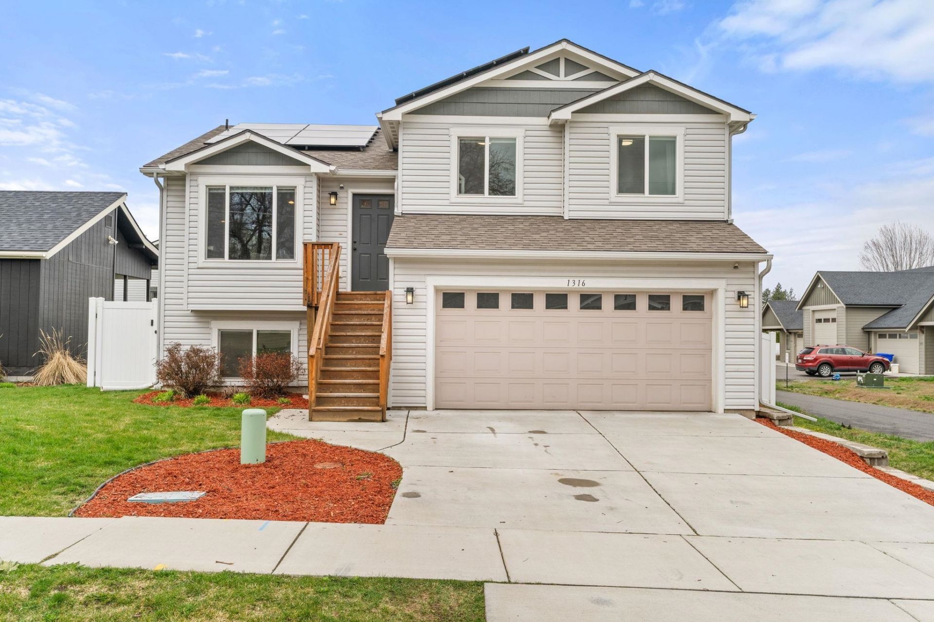 1316 S Pierce Rd primary photo