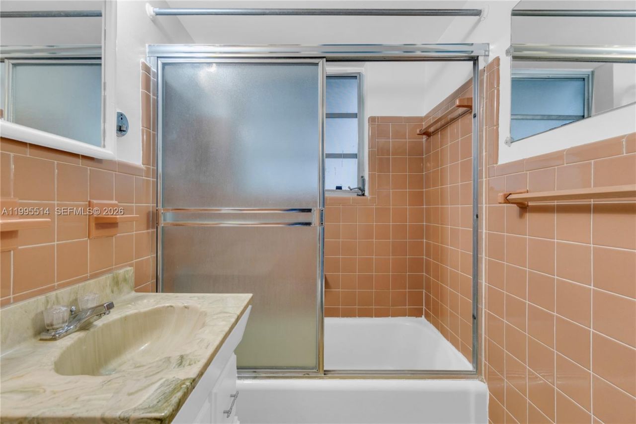 508 Antioch Ave, Unit 17, Fort Lauderdale, FL 33304 Photo