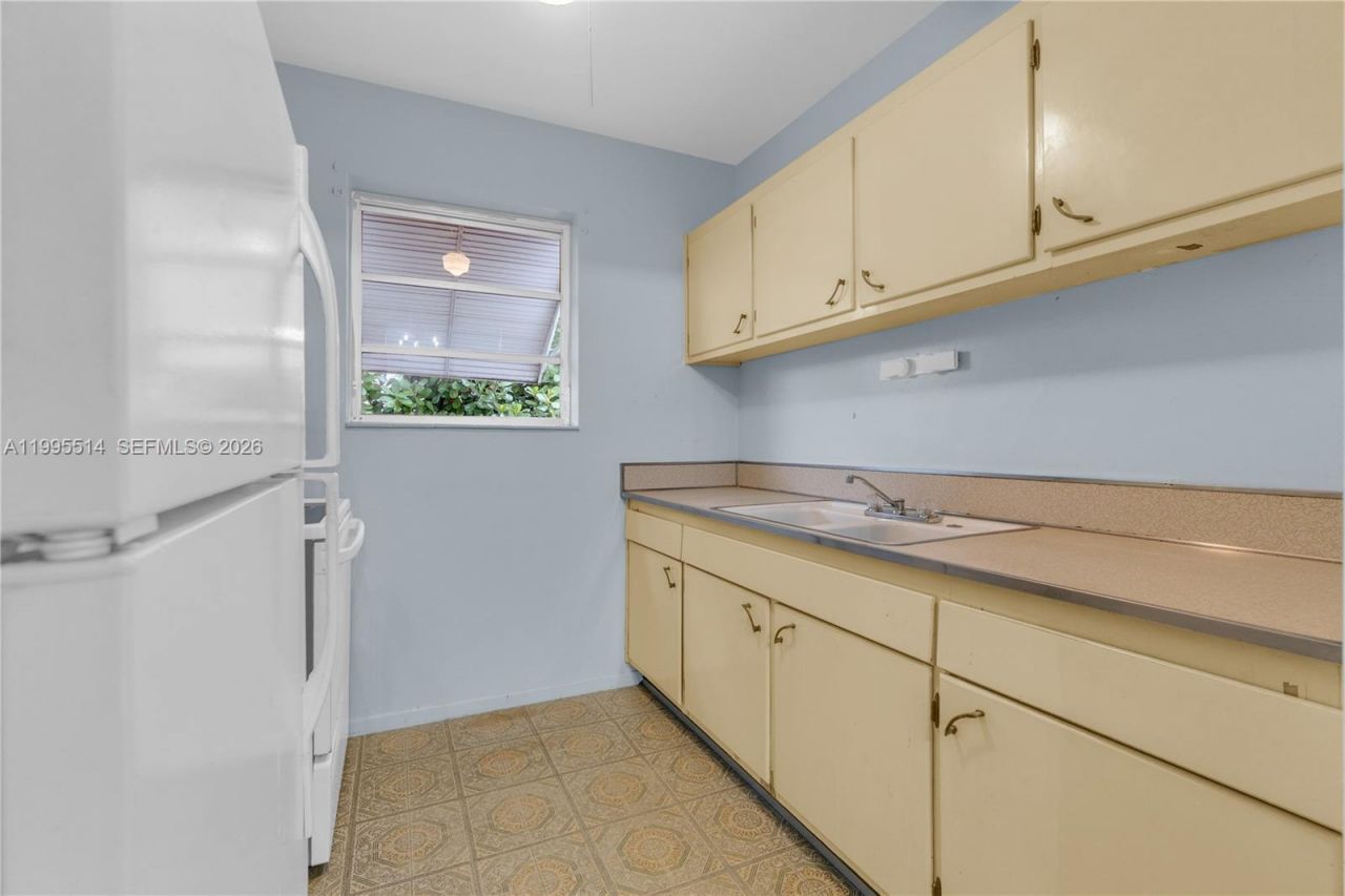 508 Antioch Ave, Unit 17, Fort Lauderdale, FL 33304 Photo