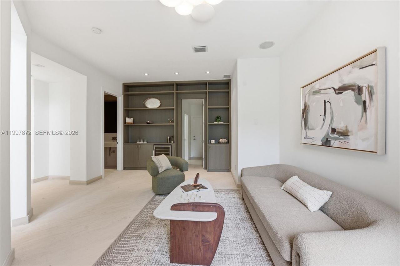 3752 NE 199 St , Aventura, FL 33180 Photo