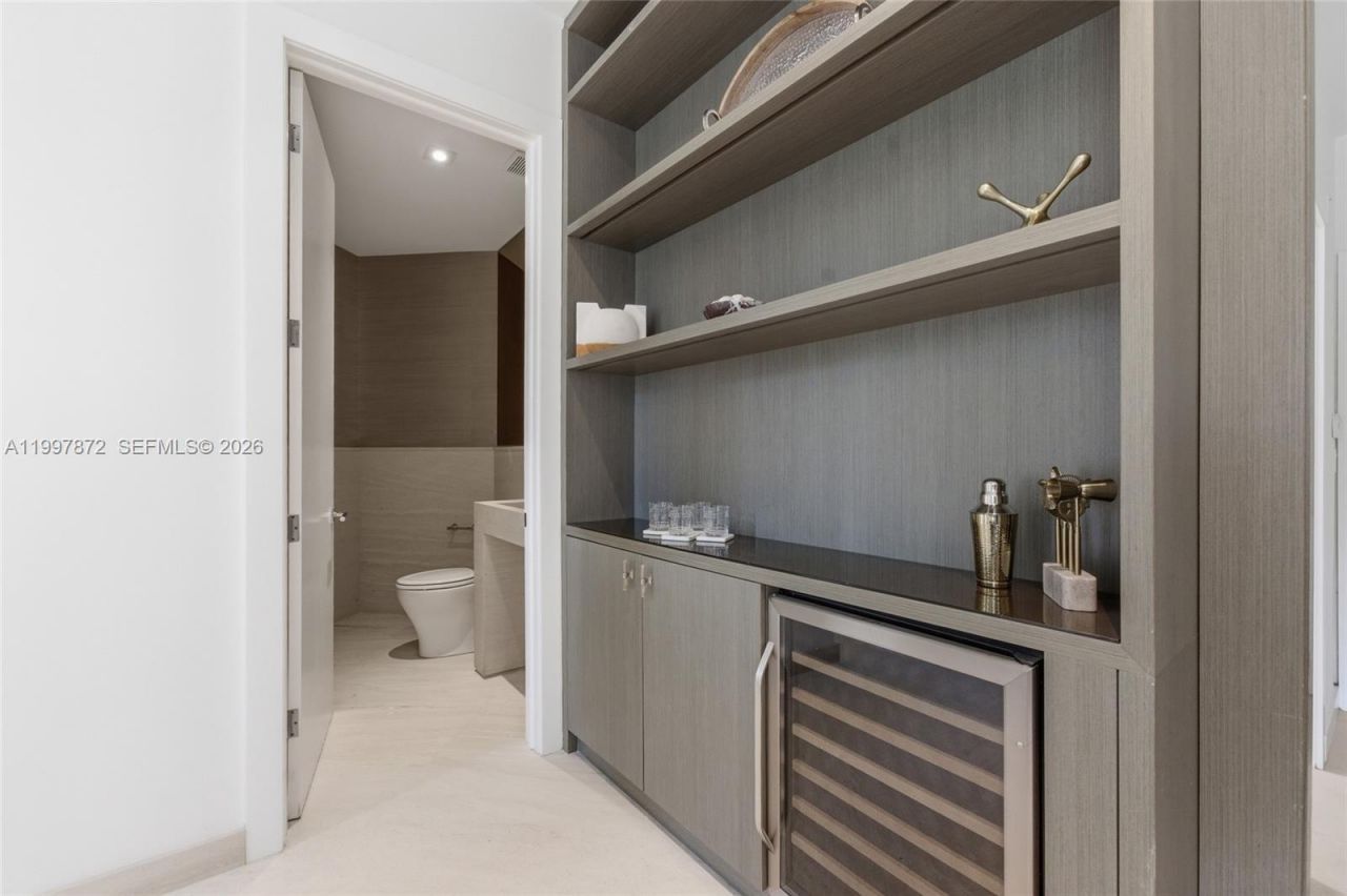 3752 NE 199 St , Aventura, FL 33180 Photo