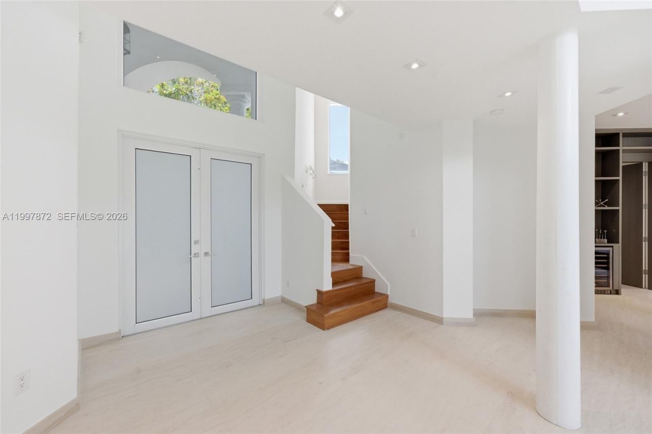 3752 NE 199 St , Aventura, FL 33180 Photo